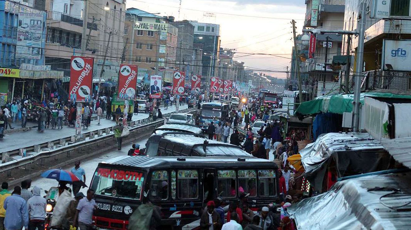 Featured image for Eastleigh traders up in arms as Nairobi County imposes daily display fee