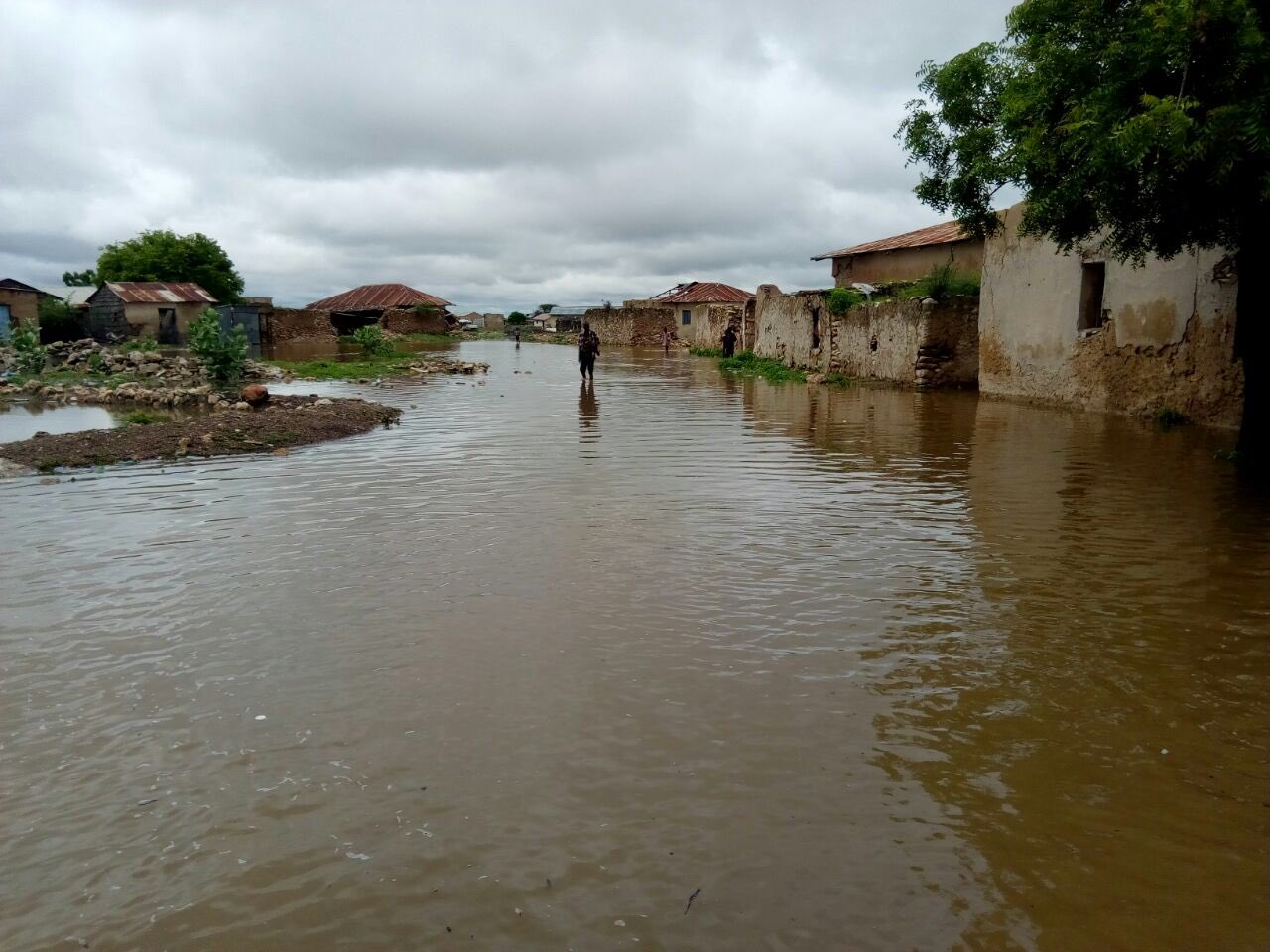 Heavy rains disrupt ongoing KCPE and KPSEA in Elwak