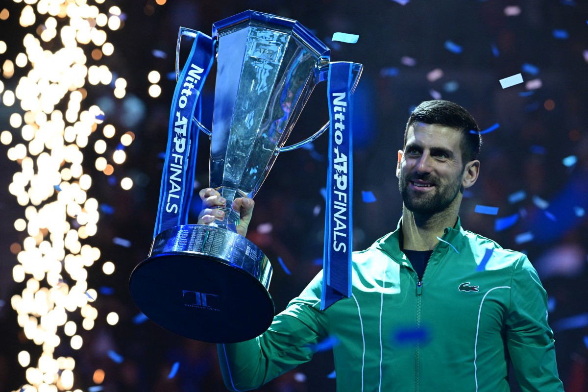 Record-breaker Djokovic claims seventh ATP Finals crown