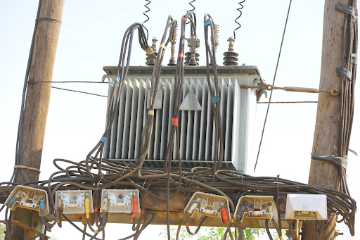 Eastleigh residents in panic as Kenya Power transformer explodes