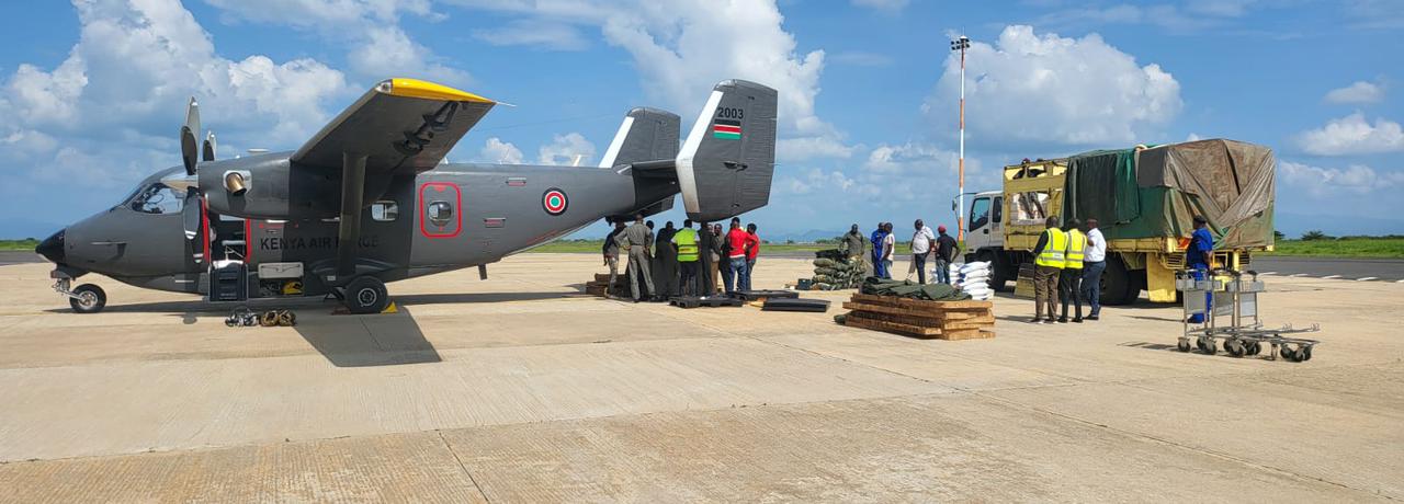 Isiolo County government and KDF collaborate in airlifting aid to flood-affected areas