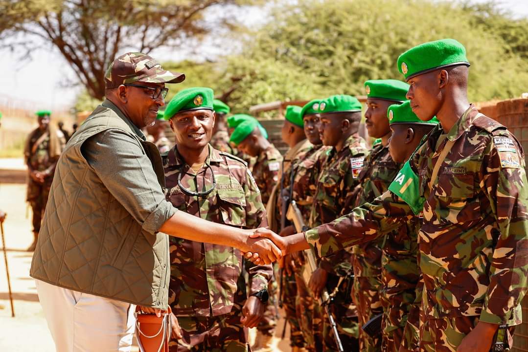 CS Duale, CDF Ogolla in morale-boosting visit to KDF troops in Somalia