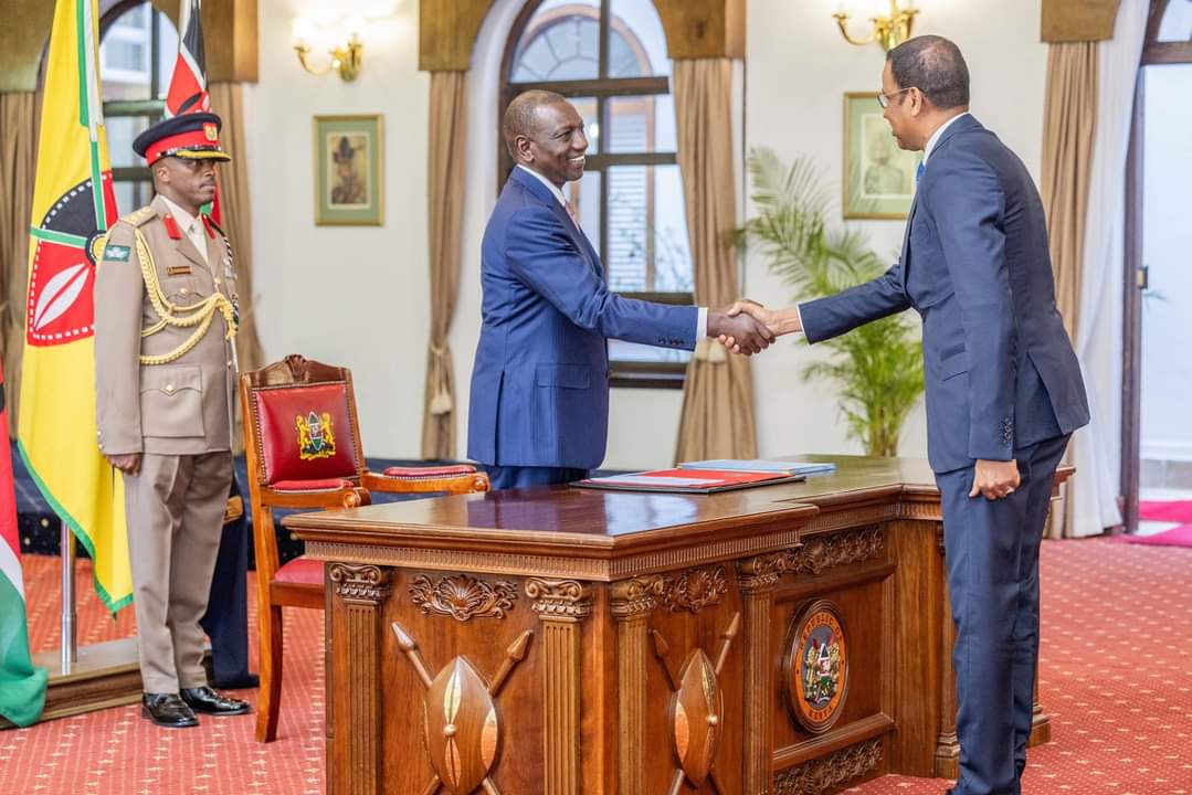 Newly-appointed Somalia ambassador to Kenya Jabril Ibrahim Abdulle presents credentials to Ruto