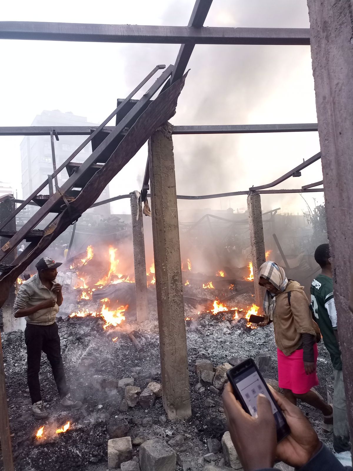 Early morning fire razes section of Gikomba market