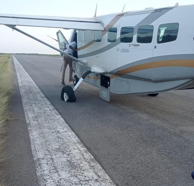 Unexpected plane tire puncture causes delays for passengers at manda airport