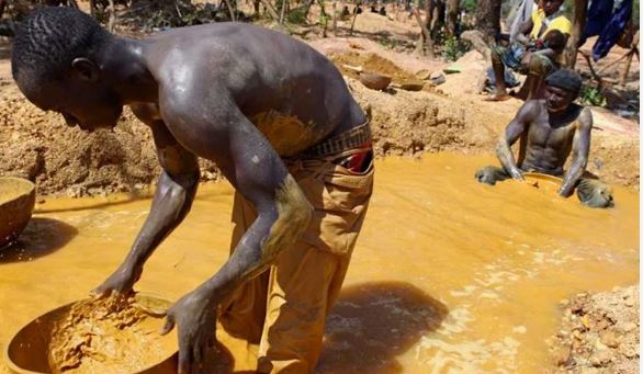 Mali gold mine collapse kills more than 70