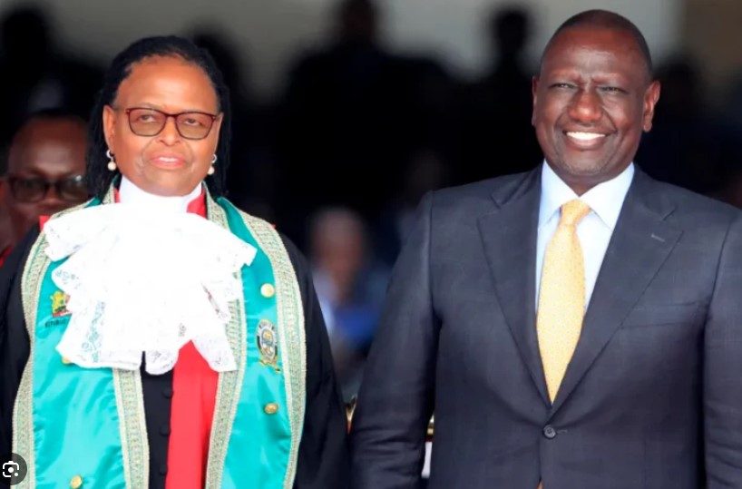 Featured image for Ruto holds talks with CJ Koome to end Executive, Judiciary standoff