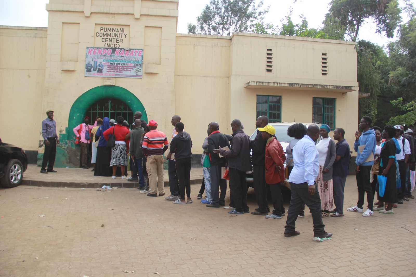 Kamukunji NGCDF bursary registration offers hope to needy families - Kamukunji Constituency residents line up to register for the CDF bursary (Photo: Kevin  Thuo)