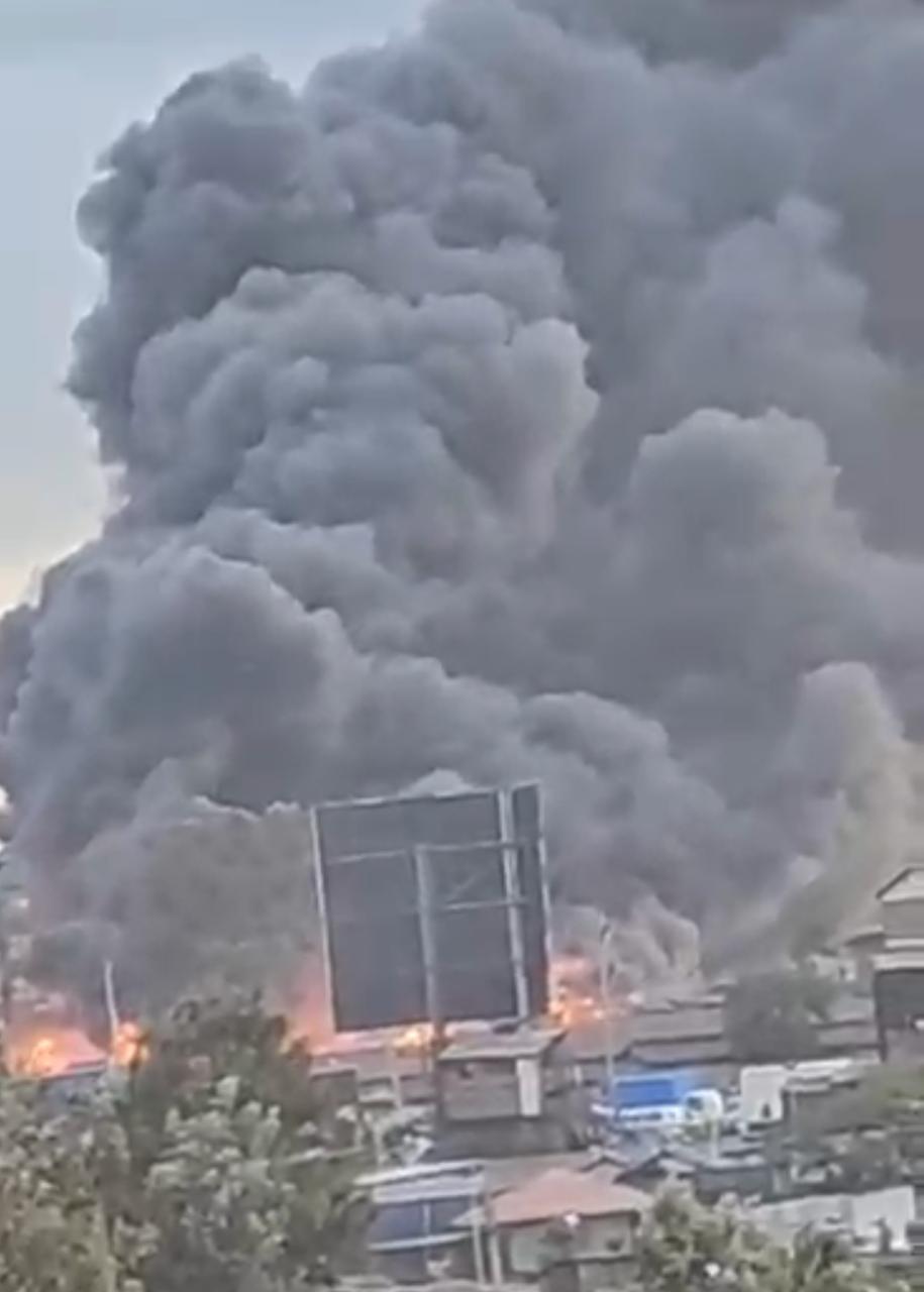 Huge fire engulfs businesses in Jua Kali, Muthurwa