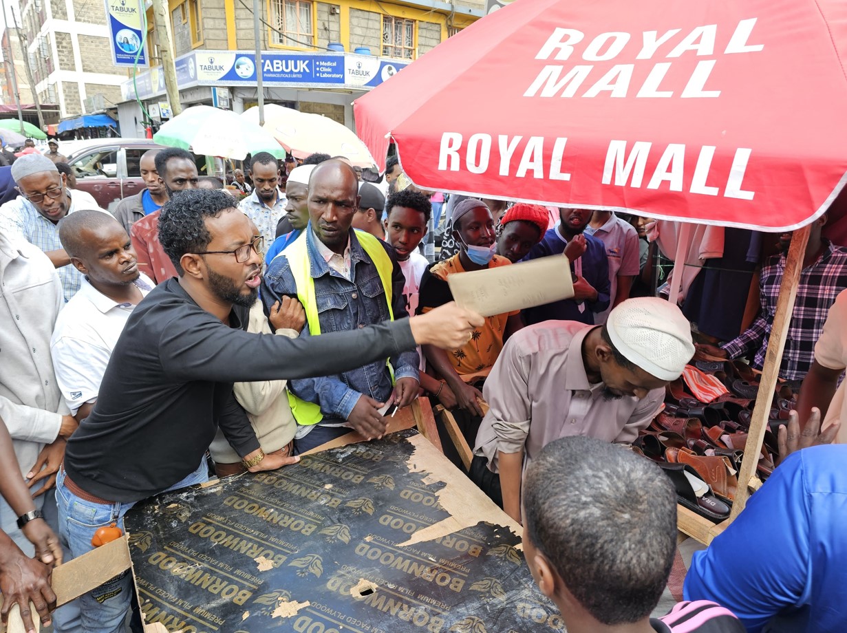 Chaos on Eastleigh street as traders clash over space