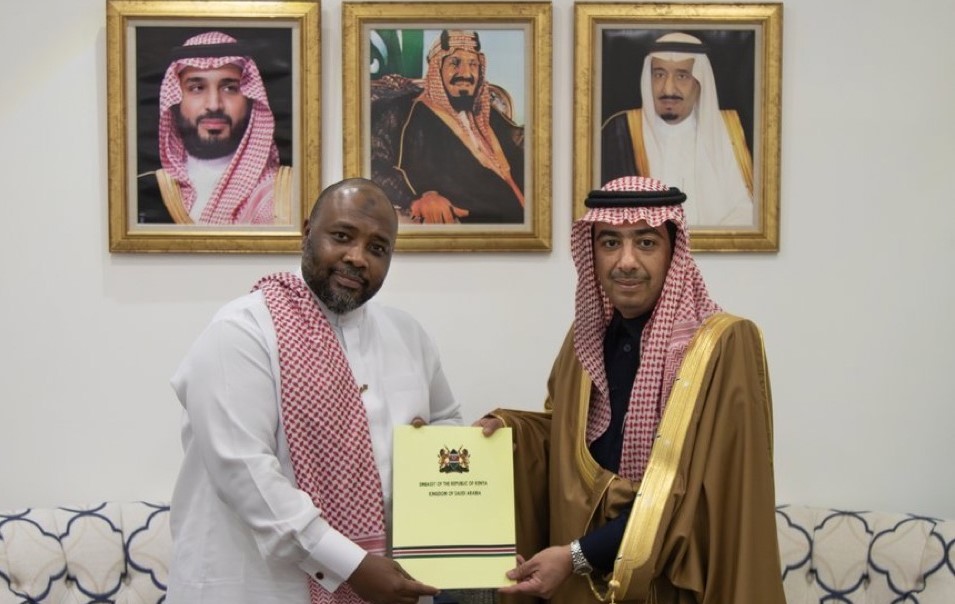 Featured image for New Kenyan envoy Mohammed Ramadhan presents credentials to Saudi's Foreign ministry