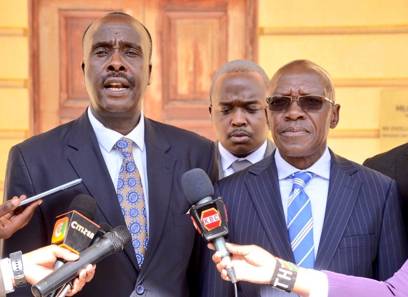 Khalwale threatens Sh200m defamation suit over farmhand's death - Lawyer Dunstan Omari addresses at the Milimani Law Courts in Nairobi, flanked by his client Boni Khalwale, the former senator of Kakamega County. (Photo: X/ Boni Khalwale)