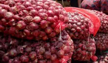 Featured image for Onion prices increase by 51.4 per cent on reduced imports from Tanzania