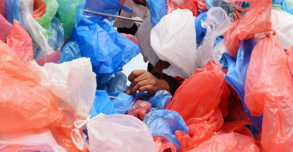 Plastic bags ban: Eastleigh traders raise concerns amid NEMA threats of market closures