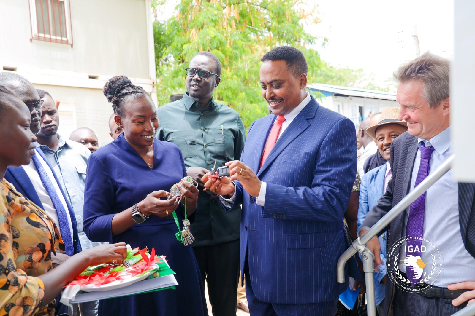 IGAD hands over mobile health facilities to South Sudan