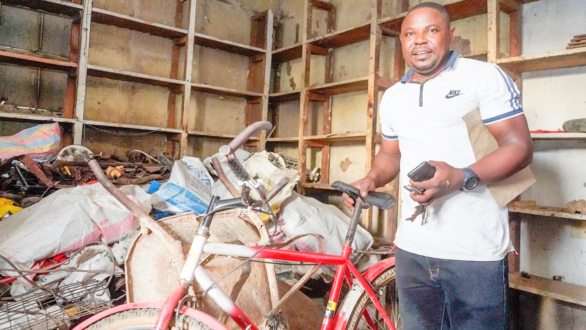 Residents in Tana River count losses from scrap metal theft - A scrap metal dealer arrested by the DCI Officers at his shop during an operation in Hola, Tana River County  Photo: Farhiya Hussein