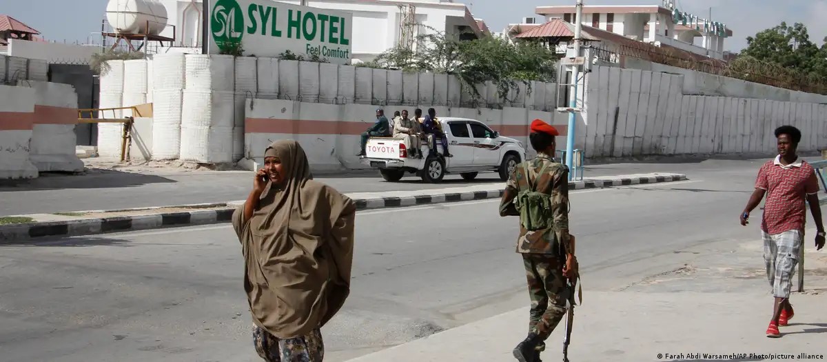 Somalia: Al-Shabaab attack on top Mogadishu hotel ends