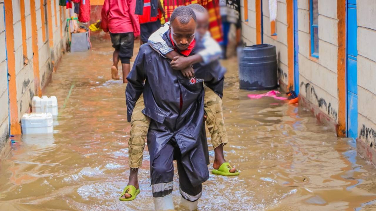 Floods displace over 4,600 households as heavy rains pound the country