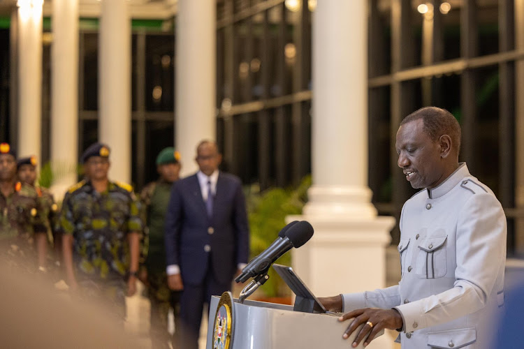 President William Ruto announces the death of CDF General Francis Ogolla at State House, Nairobi, on Friday, April 19, 2024. (Photo: PCS)