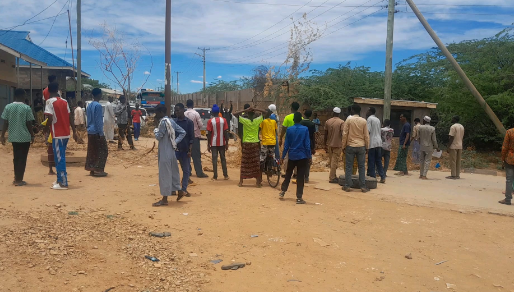 Motorists in Mandera East stage protest over poor roads
