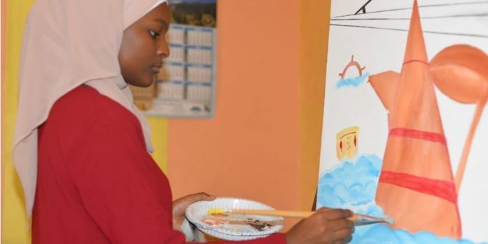 How Mombasa teen uses art to fight drug abuse, early pregnancy