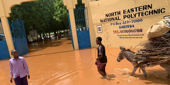 Thousands displaced in Garissa town after River Tana bursts banks