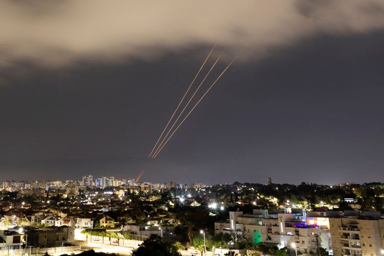 Iran launches retaliatory strikes on Israel