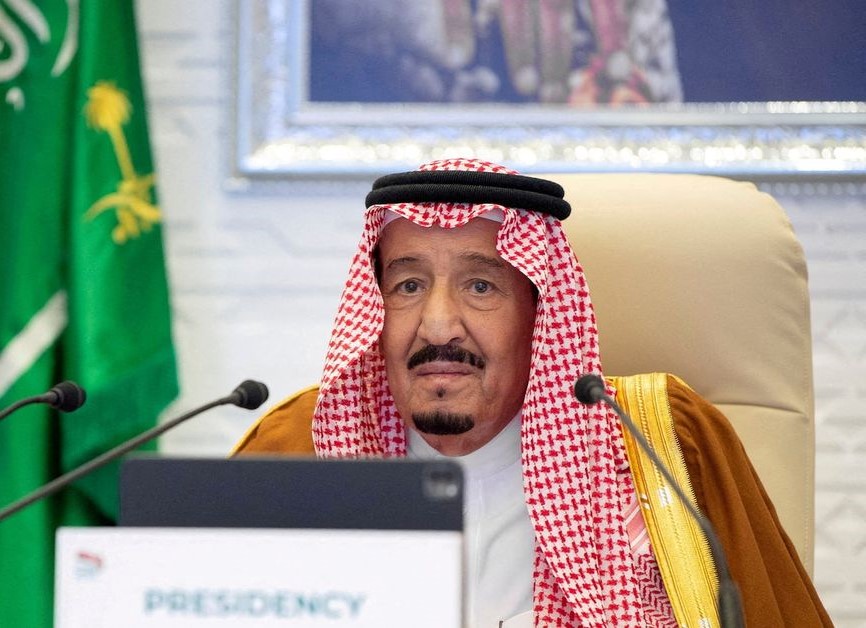 Saudi King Salman bin Abdulaziz to undergo tests due to high fever, joint pains