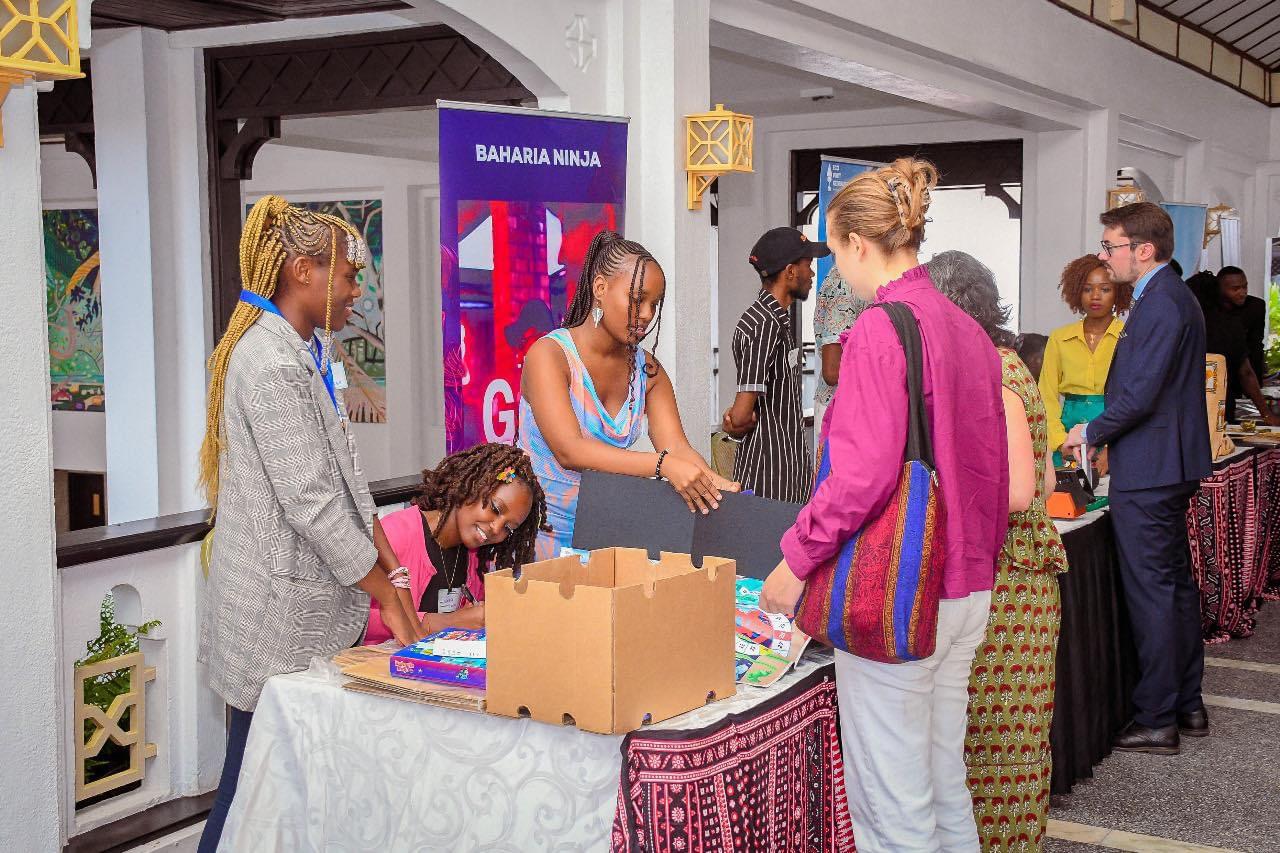 Mombasa youth showcase their plastic innovations in anticipation of International Plastic Free Day, observed on July 3, 2024. (Photo: Swahili Pot Hub) 