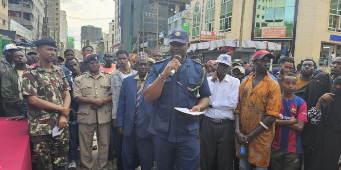 Public baraza addresses Eastleigh North insecurity, conflict between hawkers and taxi drivers