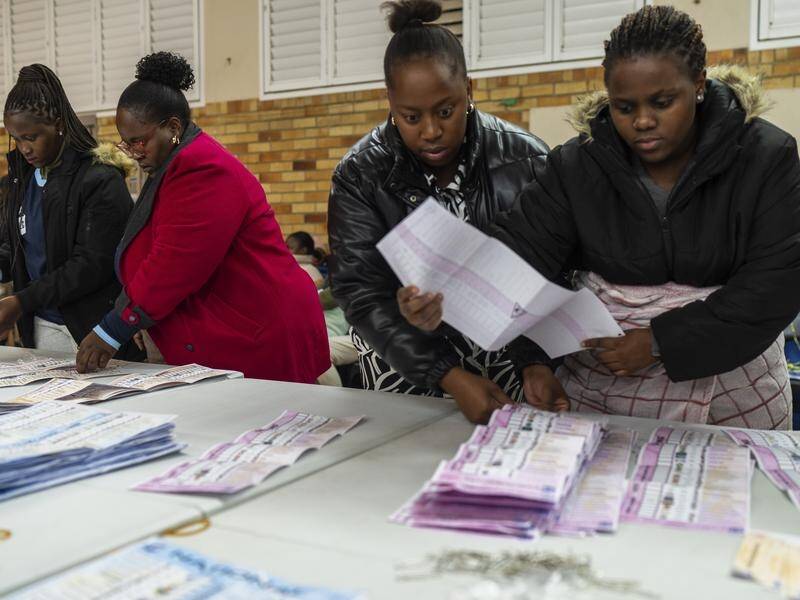 Early results in South Africa's election show ANC losing majority