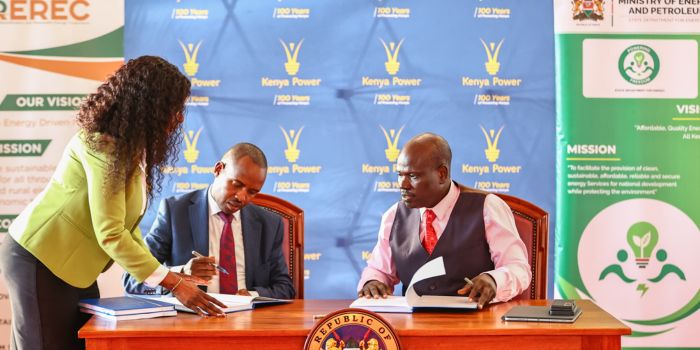 Ruto signs Sh27bn electricity supply deal for 28,000 families in 32 counties