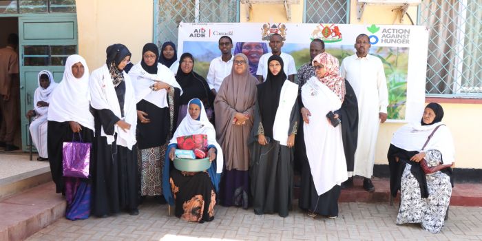 Mother's Day: Mandera leaders take gift hampers to county hospital