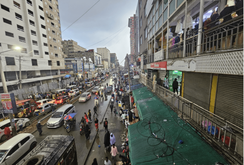 Hawkers barred from Eastleigh’s busy Yusuf Haji Avenue for second day