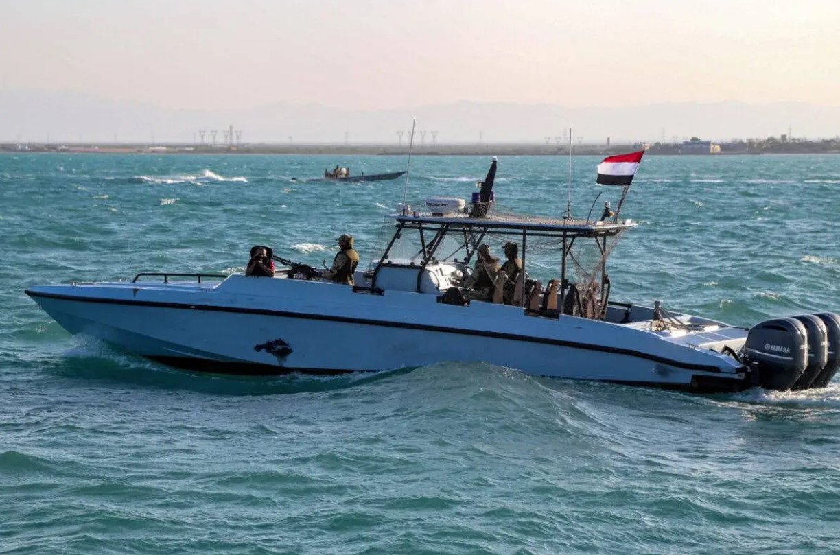 Thirty-eight migrants killed after boat capsizes off Yemen