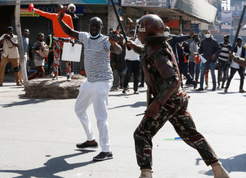 Rights groups demand detailed, impartial probe into police misconduct during anti-tax demos - Police officers try to disperse protesters during a demonstration against the Finance Bill 2024/2025 in Nairobi, on June 25, 2024. (Photo: Reuters)