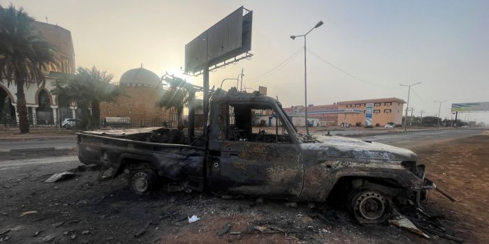 Intense clashes erupt between Sudanese army, RSF in Khartoum