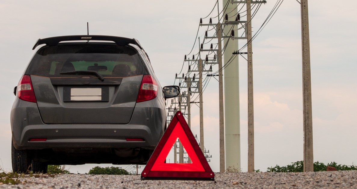 KEBS warns against substandard vehicle chevrons, warning triangles