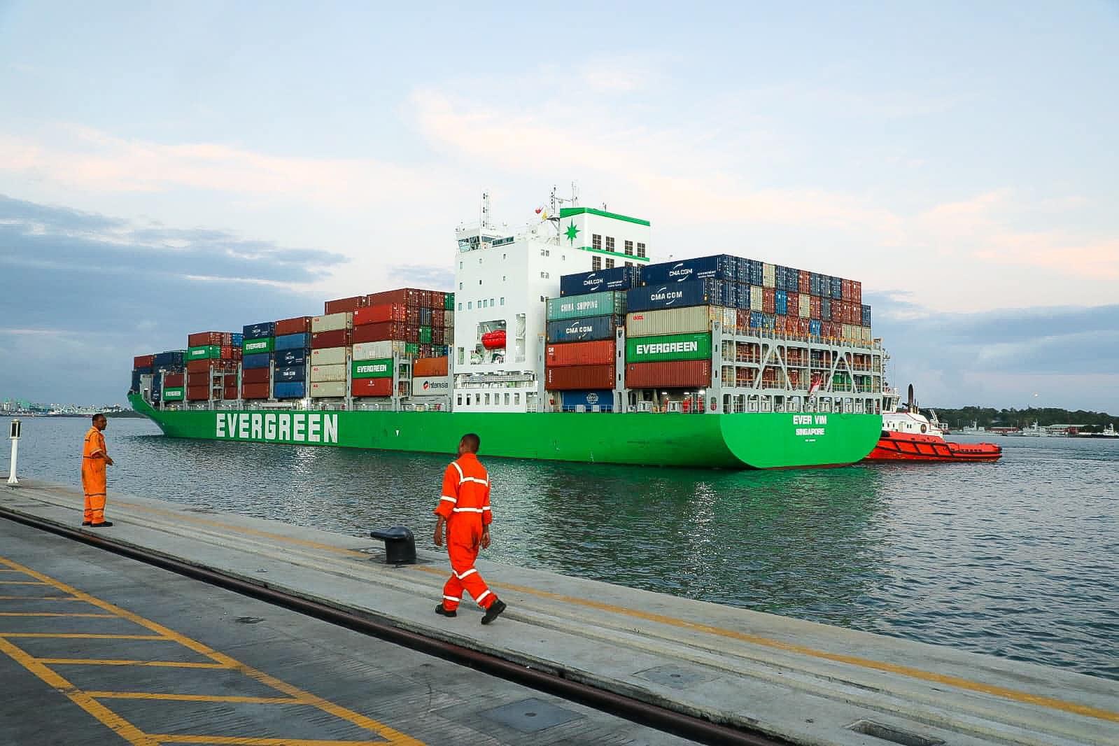 Mombasa port on track to handle 1.8 million cargo units by end of year