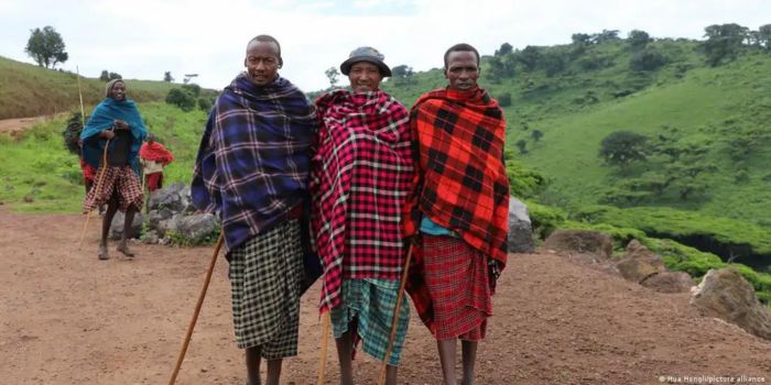 Tanzania pushing out Maasai to attract rich tourists