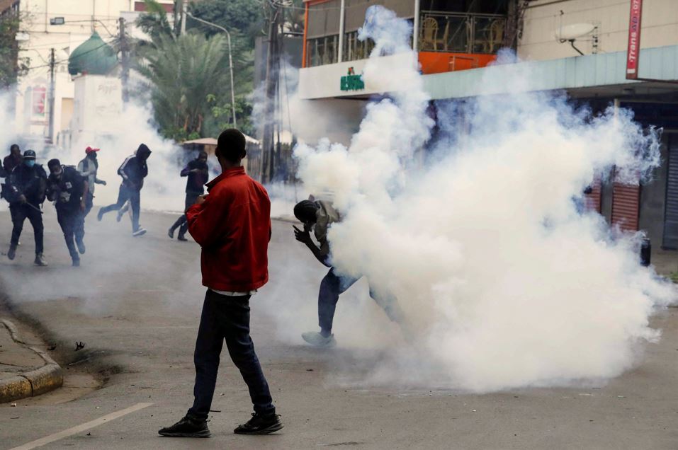 Kenya police use tear gas to clear pockets of protesters in Nairobi