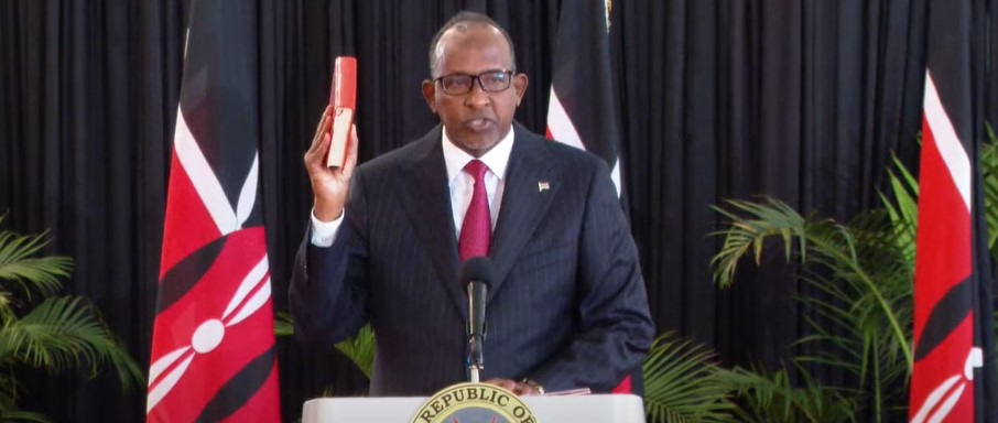 Aden Duale is sworn in as Environment CS at State House, Nairobi, on Thursday, August 8, 2024. (Photo: Handout)