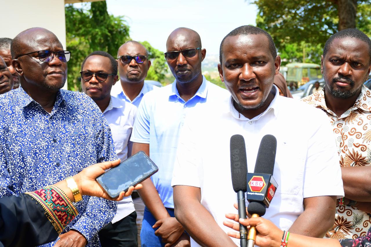 Compensation process for Mwache Dam project kicks off with Sh500 million disbursed - From Right: Principal Secretary (PS) for the State Department for Irrigation, Ephantus Kimotho and Kinango MP Gonzi briefing  the media during a tour of the Mwache dam project in Kwale. (Mishi Gongo)