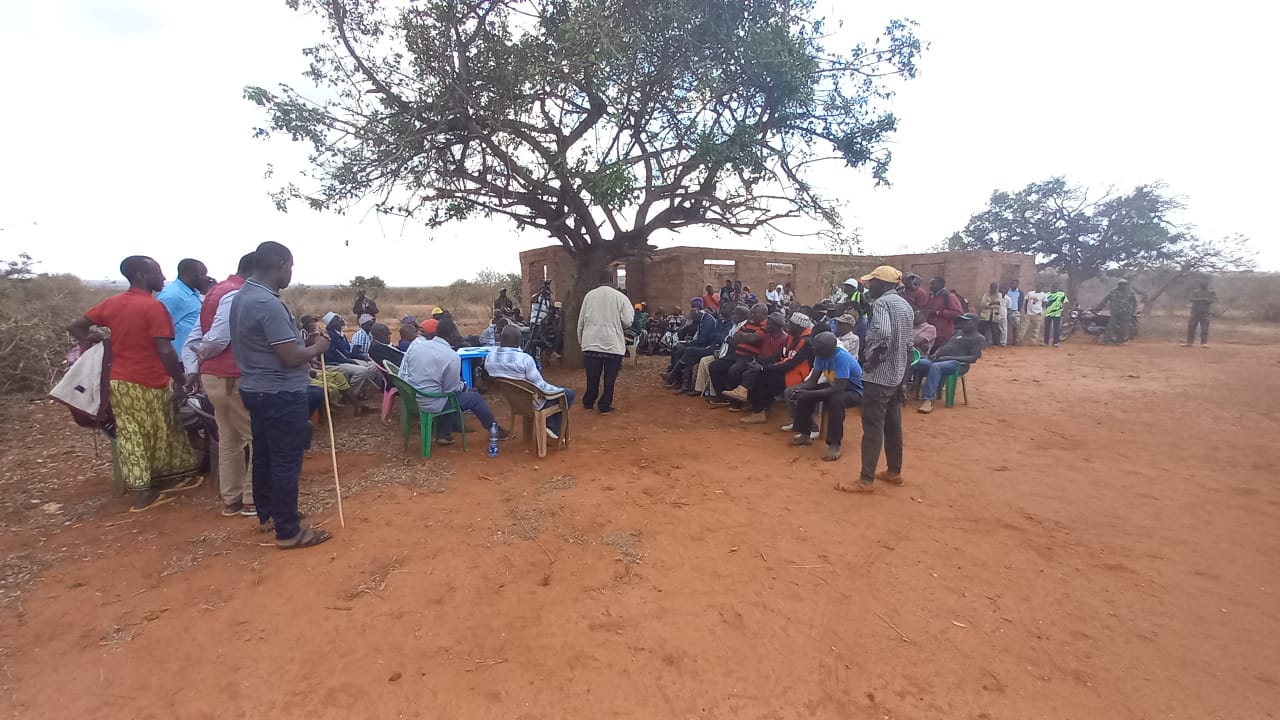 Land dispute fuels rising tension at Kuranze Ranch, community demands govt intervention - Some residents converge for a meeting in Kuranze, Kwale county. Photo: Mishi Gongo