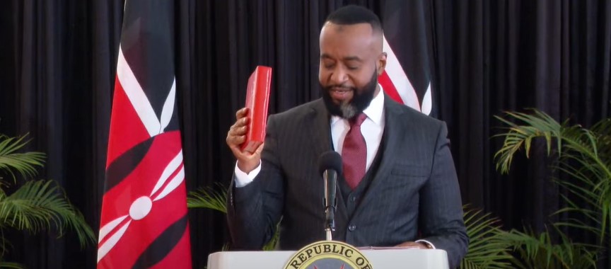 Hassan Joho is sworn in as Mining CS at State House, Nairobi, on Thursday, August 8, 2024. (Photo: Handout)