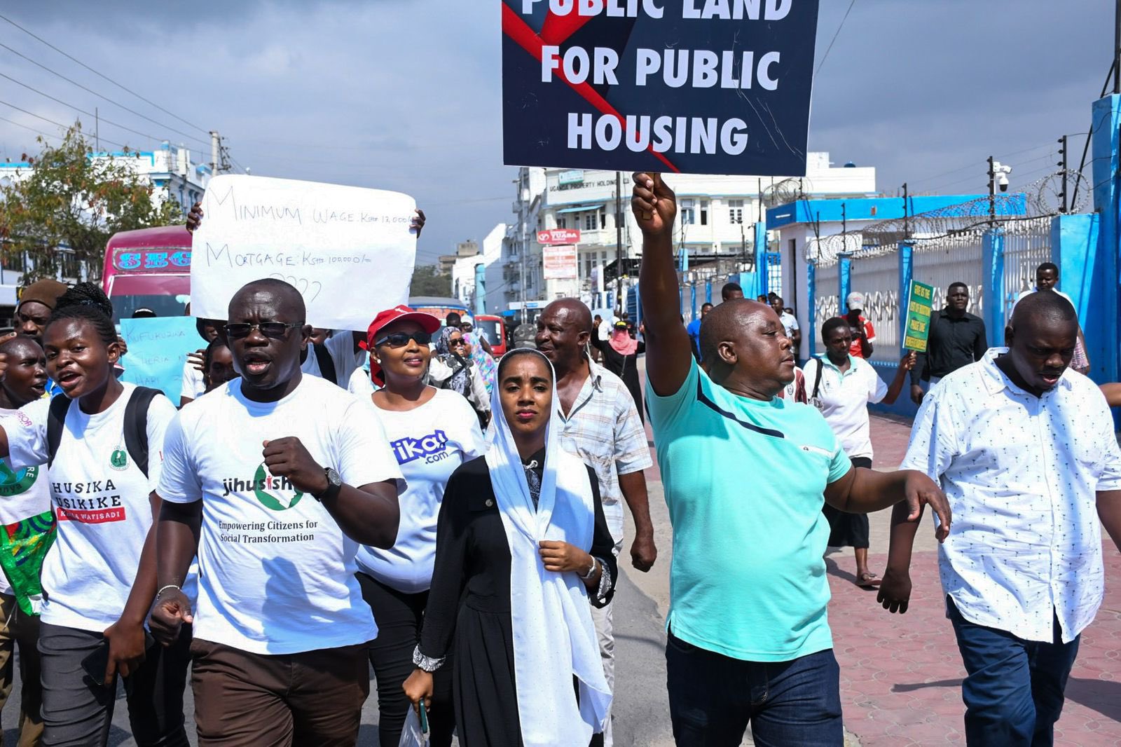 Members of the Haki Yetu Organisation led by Munira Ali (centre) partcipates in a protest in Mombasa in a past photo. The organisation is opposed to former governor Ali Hassan Joho's nomination to the cabinet as Energy cabinet secretary. Photos by Haki Yetu