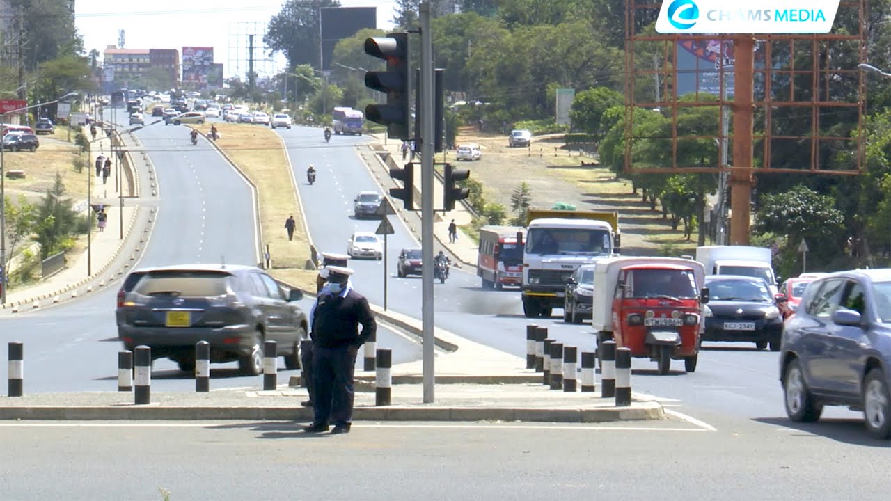 Police man traffic along Ngong Road. (Photo: Handout)