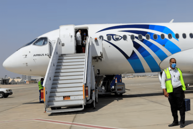 Egypt asks its airlines to avoid Iran air space for three hours on Thursday