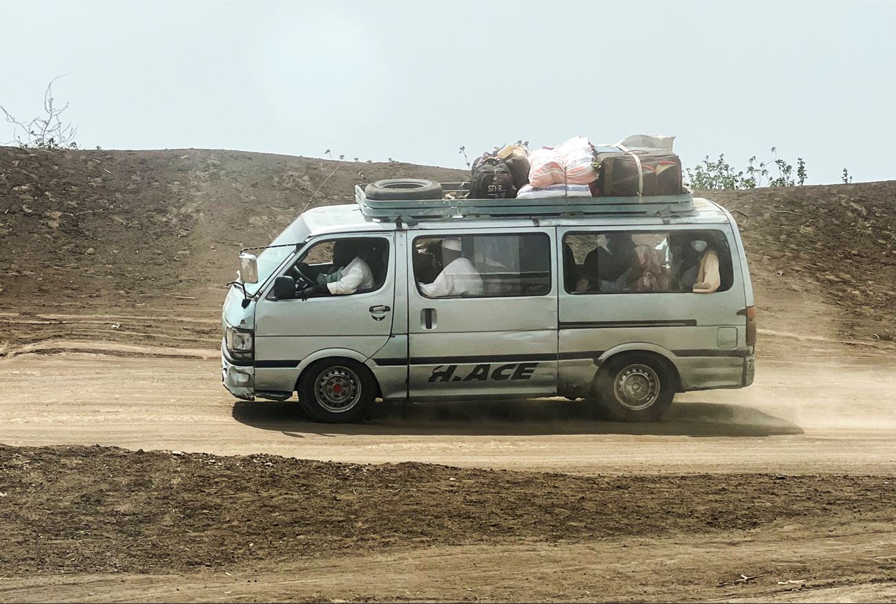 Families flee RSF advances in Sudan's El Gezira state, on Sennar Road in the city of al-Dinder, Sennar state, Sudan, June 12, 2024. (Photo: Reuters/Faiz Abubakr)