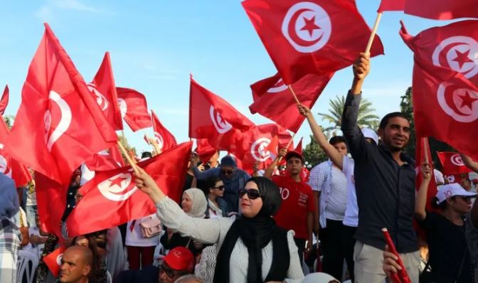 Tunisia's electoral commission accepts just three candidates for presidential election